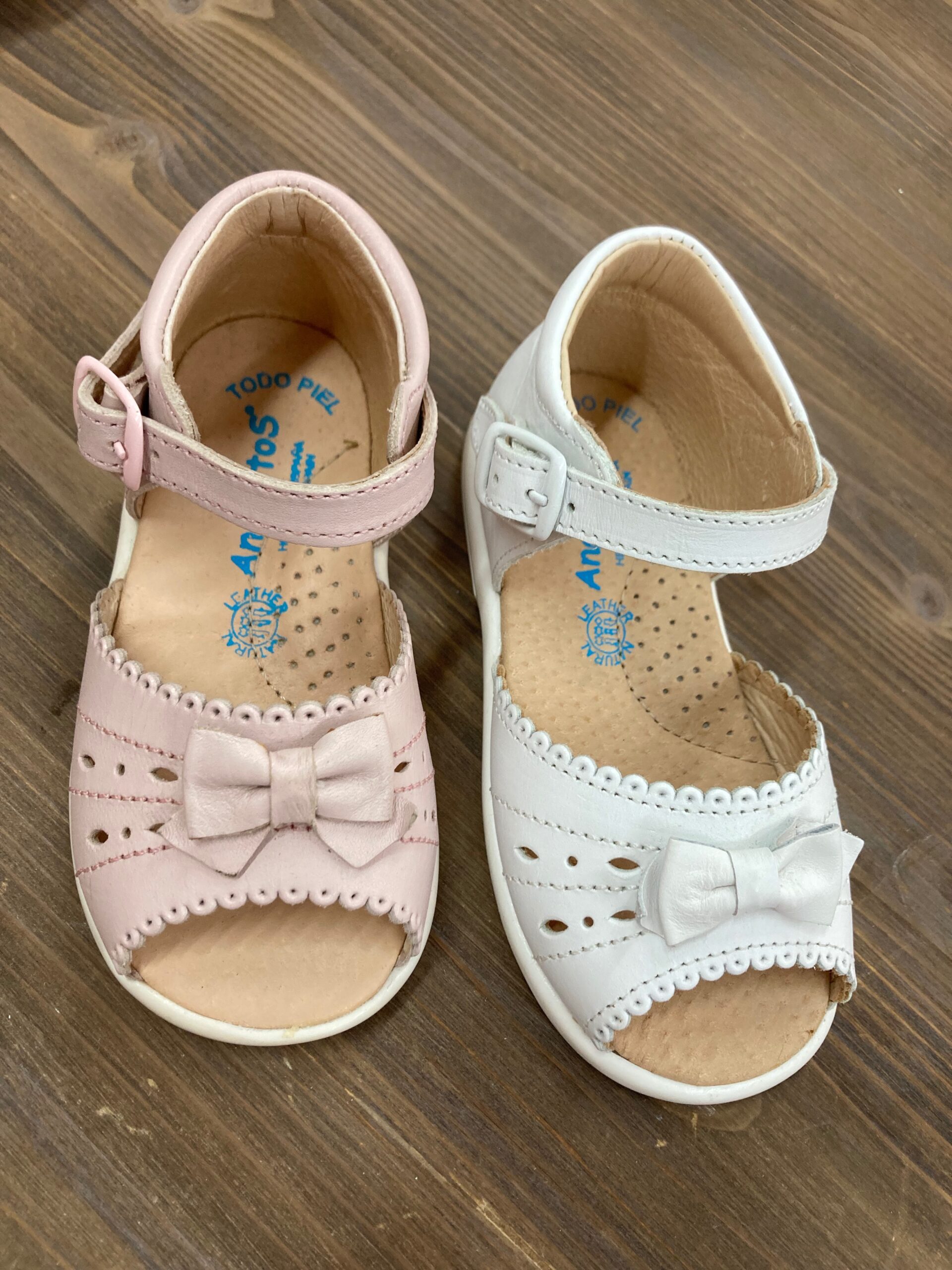 Baby leather sandal