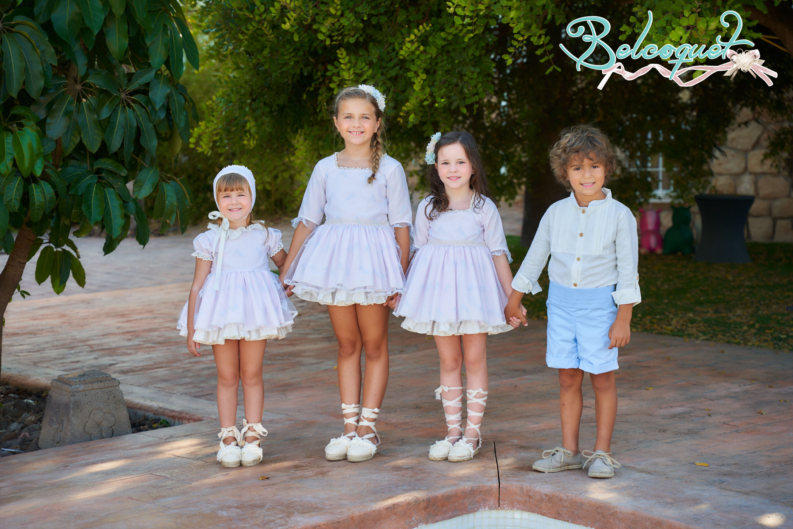 Vestido de ceremonia para niña, arras, pajes de boda, comunión, fiesta y bautizo. Diseñado y confeccionado en España con mucho mimo.