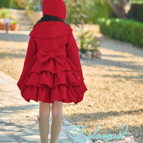 Abrigo niña volantes rojo