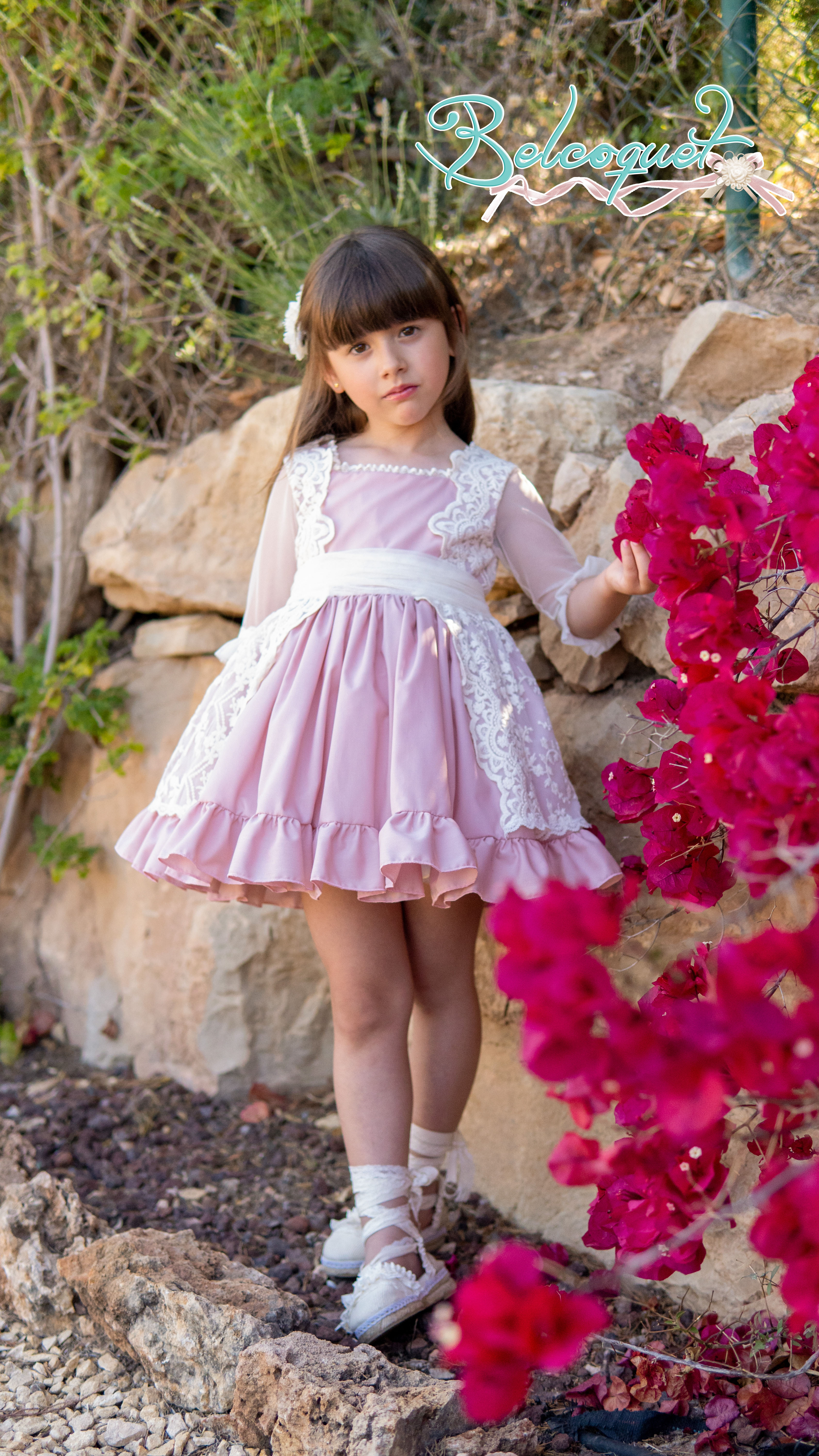 Abisal vestido niña ceremonia rosa maquillaje